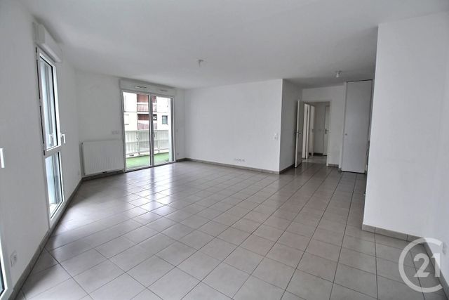 Appartement T3 à vendre - 3 pièces - 66.2 m2 - BORDEAUX - 33 - AQUITAINE - Century 21 Etude Saint-Seurin