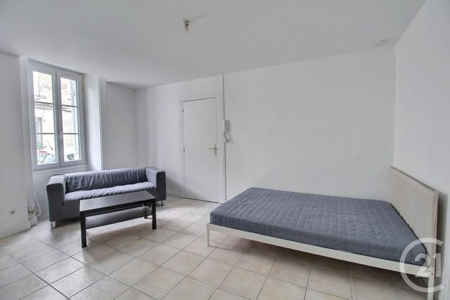 Appartement T1 à louer - 1 pièce - 30.41 m2 - BORDEAUX - 33 - AQUITAINE - Century 21 Etude Saint-Seurin