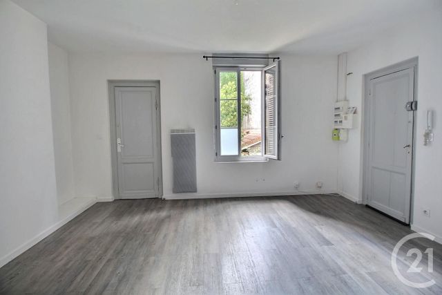 Appartement T2 à vendre - 2 pièces - 44.57 m2 - BORDEAUX - 33 - AQUITAINE - Century 21 Etude Saint-Seurin
