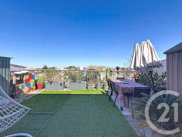 Appartement T2 à vendre - 2 pièces - 39.9 m2 - BORDEAUX - 33 - AQUITAINE - Century 21 Etude Saint-Seurin