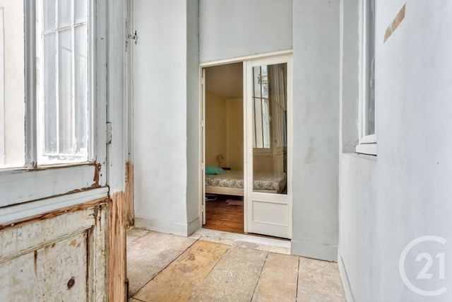 Appartement F2 à vendre - 2 pièces - 61.96 m2 - BORDEAUX - 33 - AQUITAINE - Century 21 Etude Saint-Seurin