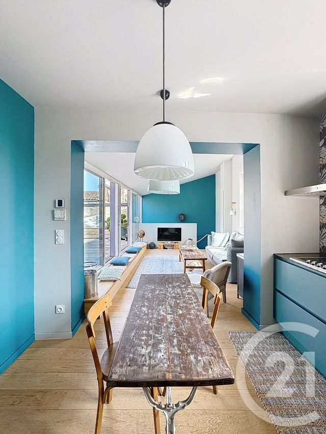 Appartement T3 à vendre - 3 pièces - 76.0 m2 - BORDEAUX - 33 - AQUITAINE - Century 21 Etude Saint-Seurin