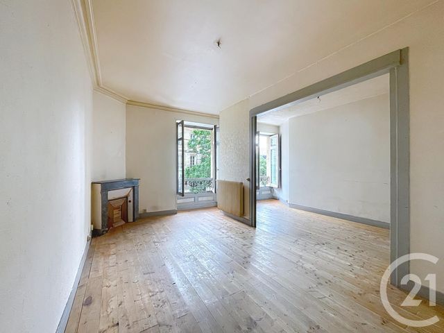 Appartement T3 à vendre - 3 pièces - 61.47 m2 - BORDEAUX - 33 - AQUITAINE - Century 21 Etude Saint-Seurin