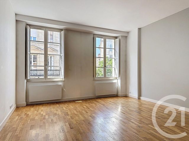 Appartement T4 à vendre - 4 pièces - 90.0 m2 - BORDEAUX - 33 - AQUITAINE - Century 21 Etude Saint-Seurin