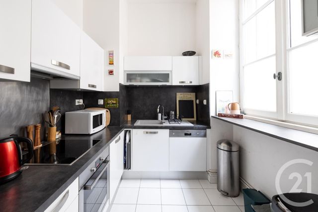 Appartement T4 à vendre - 4 pièces - 91.0 m2 - BORDEAUX - 33 - AQUITAINE - Century 21 Etude Saint-Seurin