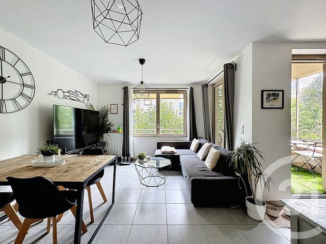 Appartement T2 à vendre - 2 pièces - 41.2 m2 - BORDEAUX - 33 - AQUITAINE - Century 21 Etude Saint-Seurin