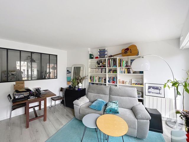 Afficher la photo en grand Appartement T2 à vendre - 2 pièces - 41.37 m2 - BORDEAUX - 33 - AQUITAINE - Century 21 Etude Saint-Seurin