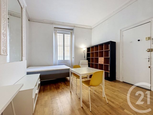 Appartement Studio à vendre - 1 pièce - 19.97 m2 - BORDEAUX - 33 - AQUITAINE - Century 21 Etude Saint-Seurin