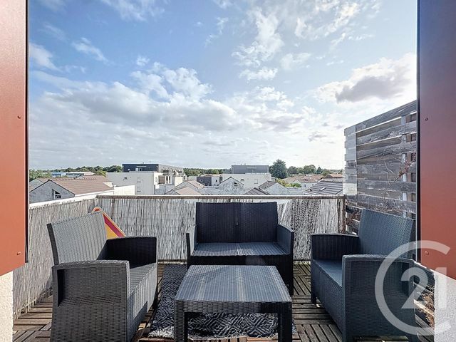 Appartement T2 à vendre - 2 pièces - 42.15 m2 - EYSINES - 33 - AQUITAINE - Century 21 Etude Saint-Seurin
