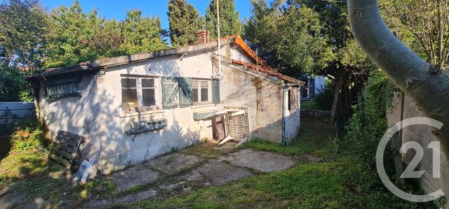 maison à vendre - 4 pièces - 60.8 m2 - MONTFERMEIL - 93 - ILE-DE-FRANCE - Century 21 Etude Saint-Seurin