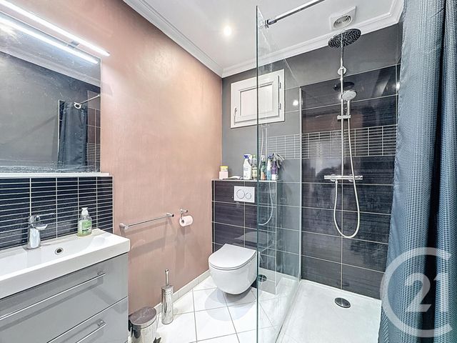 Appartement T2 à vendre - 2 pièces - 54.68 m2 - BORDEAUX - 33 - AQUITAINE - Century 21 Etude Saint-Seurin