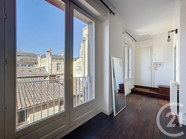 Appartement T2 à vendre - 2 pièces - 54.68 m2 - BORDEAUX - 33 - AQUITAINE - Century 21 Etude Saint-Seurin