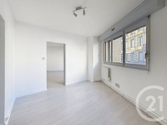 Appartement F2 à louer - 2 pièces - 44.67 m2 - BORDEAUX - 33 - AQUITAINE - Century 21 Etude Saint-Seurin