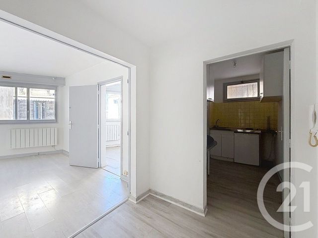 Appartement F2 à louer - 2 pièces - 44.67 m2 - BORDEAUX - 33 - AQUITAINE - Century 21 Etude Saint-Seurin