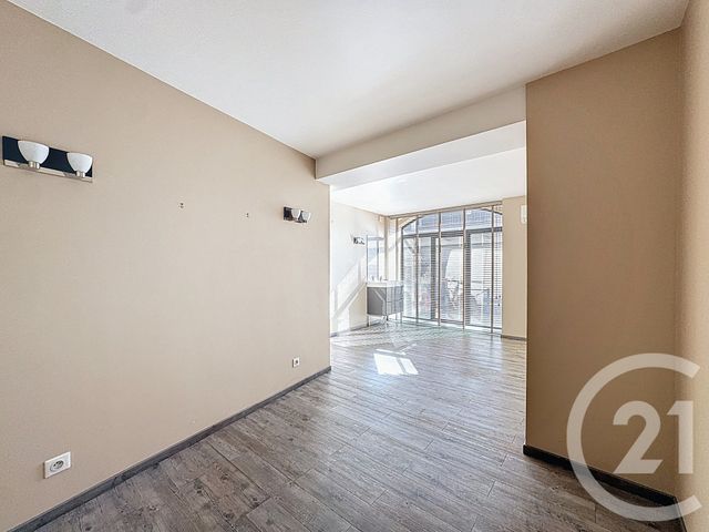 Appartement Local à louer - 1 pièce - 20.83 m2 - BORDEAUX - 33 - AQUITAINE - Century 21 Etude Saint-Seurin