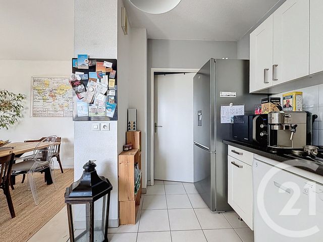 Appartement T3 à vendre - 3 pièces - 83.42 m2 - LE BOUSCAT - 33 - AQUITAINE - Century 21 Etude Saint-Seurin