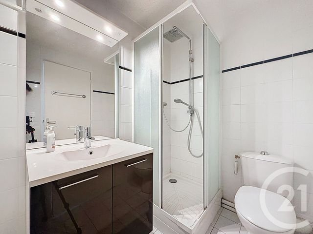 Appartement T2 à vendre - 2 pièces - 39.62 m2 - BORDEAUX - 33 - AQUITAINE - Century 21 Etude Saint-Seurin