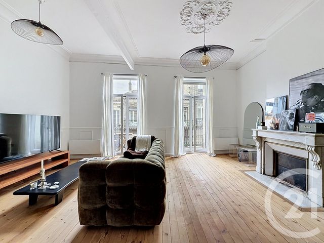 Appartement T3 à vendre - 3 pièces - 66.81 m2 - BORDEAUX - 33 - AQUITAINE - Century 21 Etude Saint-Seurin