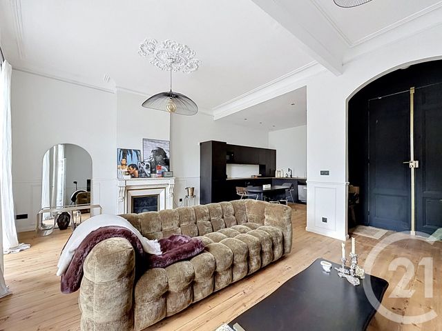 Appartement T3 à vendre - 3 pièces - 66.81 m2 - BORDEAUX - 33 - AQUITAINE - Century 21 Etude Saint-Seurin