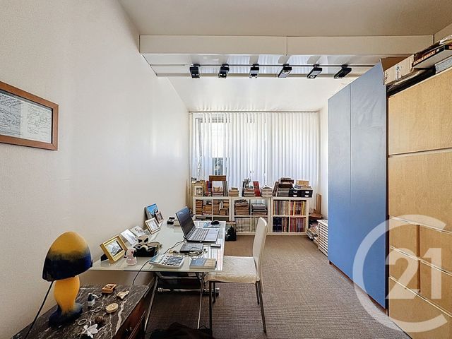 Appartement T5 à vendre - 5 pièces - 125.39 m2 - BORDEAUX - 33 - AQUITAINE - Century 21 Etude Saint-Seurin