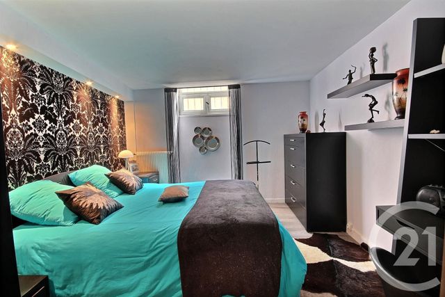 Appartement T3 à vendre - 3 pièces - 75.0 m2 - BORDEAUX - 33 - AQUITAINE - Century 21 Etude Saint-Seurin