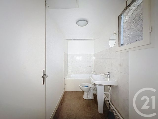 Appartement T2 à vendre - 2 pièces - 37.0 m2 - BORDEAUX - 33 - AQUITAINE - Century 21 Etude Saint-Seurin