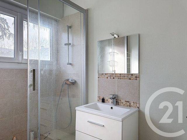 Appartement T4 à vendre - 5 pièces - 135.0 m2 - BORDEAUX - 33 - AQUITAINE - Century 21 Etude Saint-Seurin