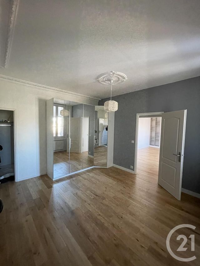 Appartement T2 à louer - 2 pièces - 54.03 m2 - BORDEAUX - 33 - AQUITAINE - Century 21 Etude Saint-Seurin
