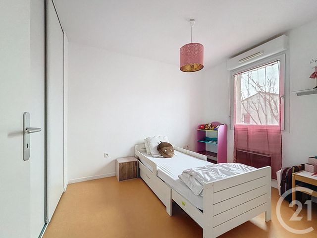 maison à louer - 4 pièces - 85.29 m2 - CADAUJAC - 33 - AQUITAINE - Century 21 Etude Saint-Seurin