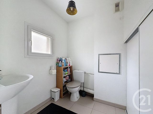 maison à louer - 4 pièces - 85.29 m2 - CADAUJAC - 33 - AQUITAINE - Century 21 Etude Saint-Seurin