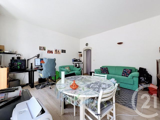 Appartement T2 à vendre - 2 pièces - 43.0 m2 - BORDEAUX - 33 - AQUITAINE - Century 21 Etude Saint-Seurin