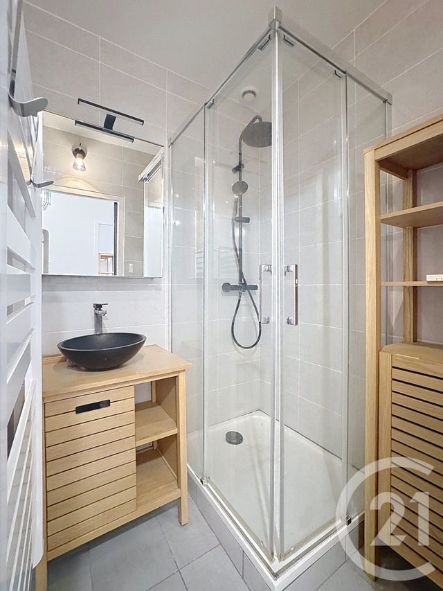 Appartement à louer - 3 pièces - 53.02 m2 - BORDEAUX - 33 - AQUITAINE - Century 21 Etude Saint-Seurin