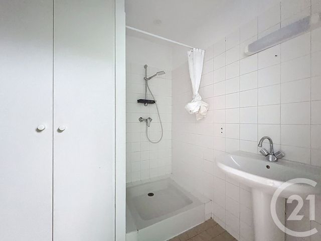 Appartement F2 à vendre - 2 pièces - 44.84 m2 - BORDEAUX - 33 - AQUITAINE - Century 21 Etude Saint-Seurin