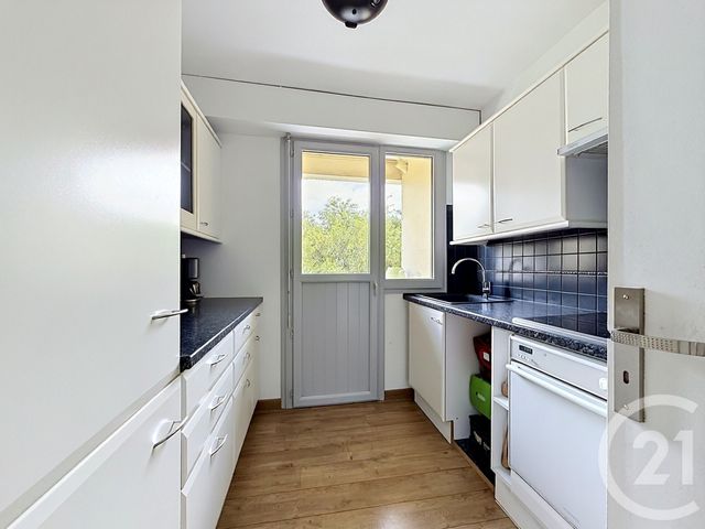 Appartement T3 à vendre - 3 pièces - 61.32 m2 - TALENCE - 33 - AQUITAINE - Century 21 Etude Saint-Seurin