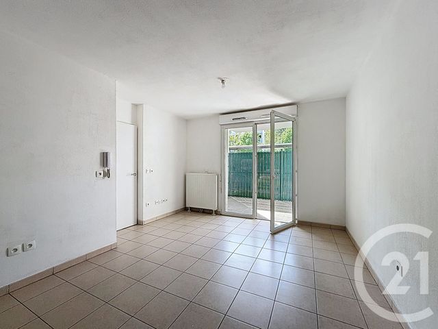 Appartement à vendre - 2 pièces - 38.0 m2 - CENON - 33 - AQUITAINE - Century 21 Etude Saint-Seurin
