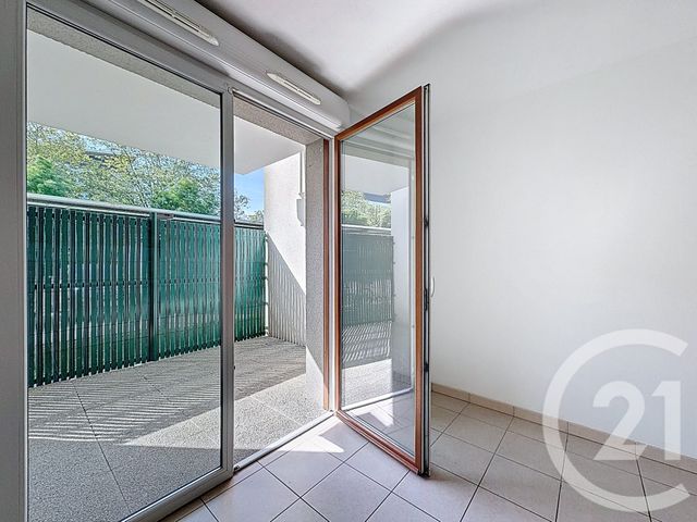 Appartement à vendre - 2 pièces - 38.0 m2 - CENON - 33 - AQUITAINE - Century 21 Etude Saint-Seurin
