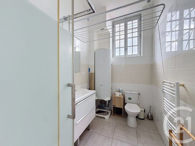 Appartement à vendre - 3 pièces - 58.32 m2 - BORDEAUX - 33 - AQUITAINE - Century 21 Etude Saint-Seurin