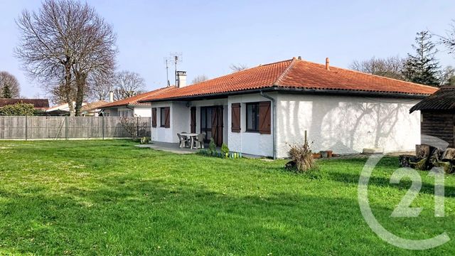 maison à louer - 5 pièces - 106.0 m2 - CESTAS - 33 - AQUITAINE - Century 21 Etude Saint-Seurin