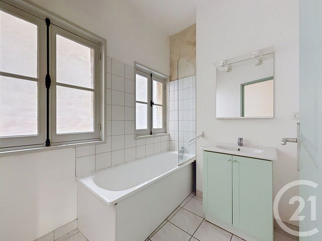 Appartement T2 à vendre - 2 pièces - 47.89 m2 - BORDEAUX - 33 - AQUITAINE - Century 21 Etude Saint-Seurin