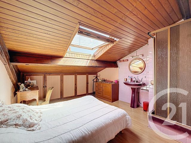 Appartement T5 à vendre - 5 pièces - 113.8 m2 - BORDEAUX - 33 - AQUITAINE - Century 21 Etude Saint-Seurin