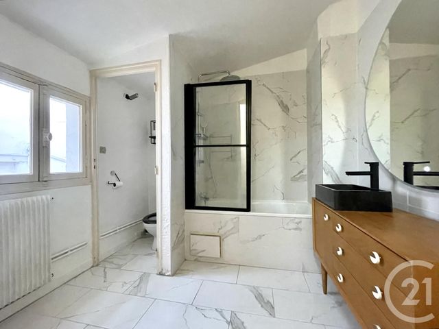 Appartement T3 à louer - 3 pièces - 64.83 m2 - BORDEAUX - 33 - AQUITAINE - Century 21 Etude Saint-Seurin