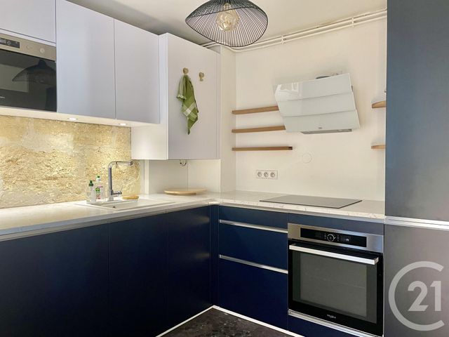 Appartement T3 à louer - 3 pièces - 64.83 m2 - BORDEAUX - 33 - AQUITAINE - Century 21 Etude Saint-Seurin