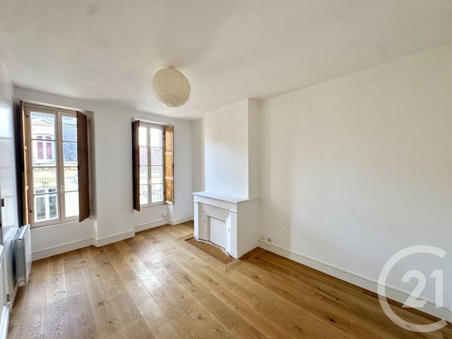 Appartement T5 à louer - 6 pièces - 124.21 m2 - BORDEAUX - 33 - AQUITAINE - Century 21 Etude Saint-Seurin