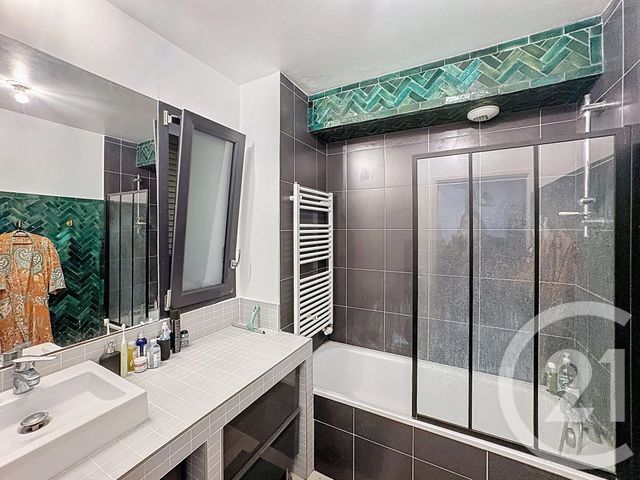 Appartement T2 à louer - 2 pièces - 47.07 m2 - BORDEAUX - 33 - AQUITAINE - Century 21 Etude Saint-Seurin