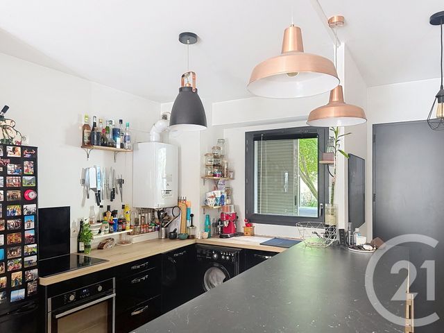 Appartement T2 à louer - 2 pièces - 47.07 m2 - BORDEAUX - 33 - AQUITAINE - Century 21 Etude Saint-Seurin