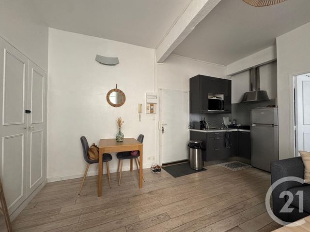 Appartement T2 à louer - 2 pièces - 30.14 m2 - BORDEAUX - 33 - AQUITAINE - Century 21 Etude Saint-Seurin