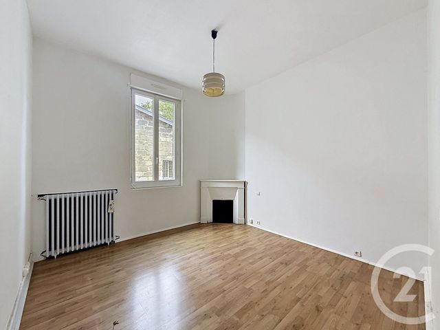 Appartement T3 à vendre - 3 pièces - 56.17 m2 - BORDEAUX - 33 - AQUITAINE - Century 21 Etude Saint-Seurin