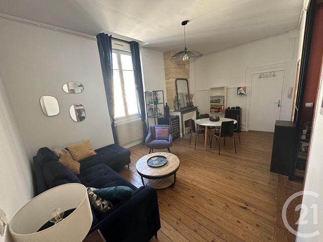 Appartement F3 à louer - 3 pièces - 61.0 m2 - BORDEAUX - 33 - AQUITAINE - Century 21 Etude Saint-Seurin