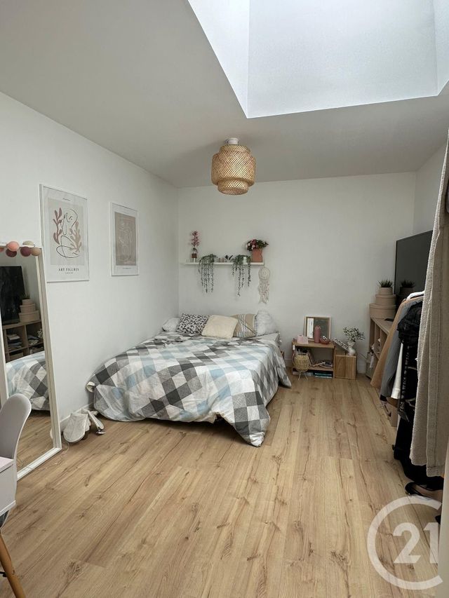 Appartement Chambre à louer - 4 pièces - 66.9 m2 - BORDEAUX - 33 - AQUITAINE - Century 21 Etude Saint-Seurin