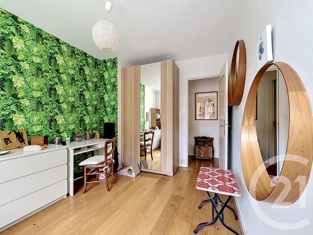 Appartement T3 à vendre - 3 pièces - 66.0 m2 - BORDEAUX - 33 - AQUITAINE - Century 21 Etude Saint-Seurin